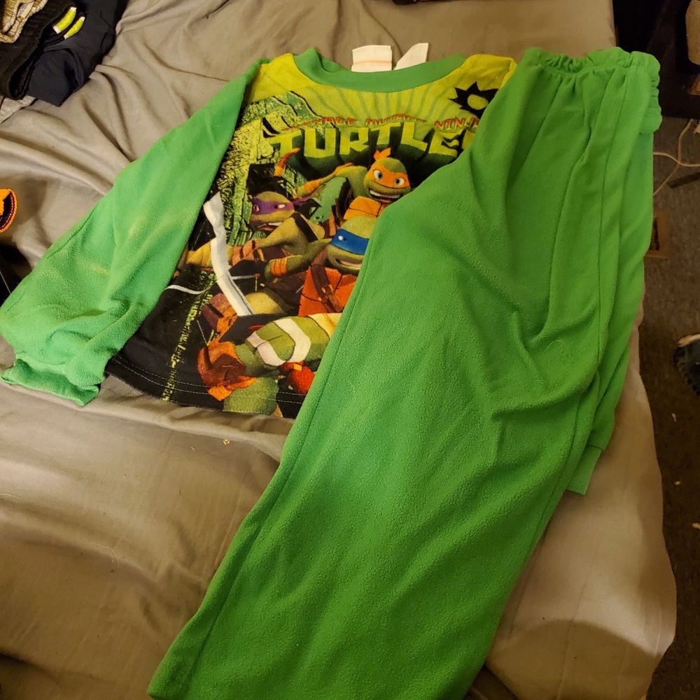 Pjs